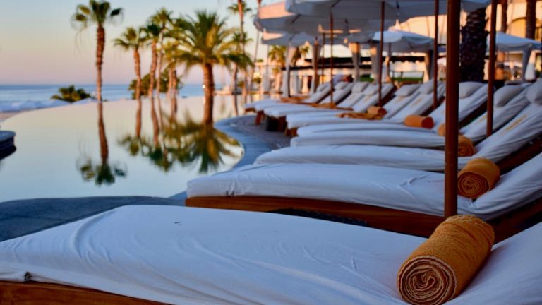 Bikini脫毛的全面解析與娛樂觀點